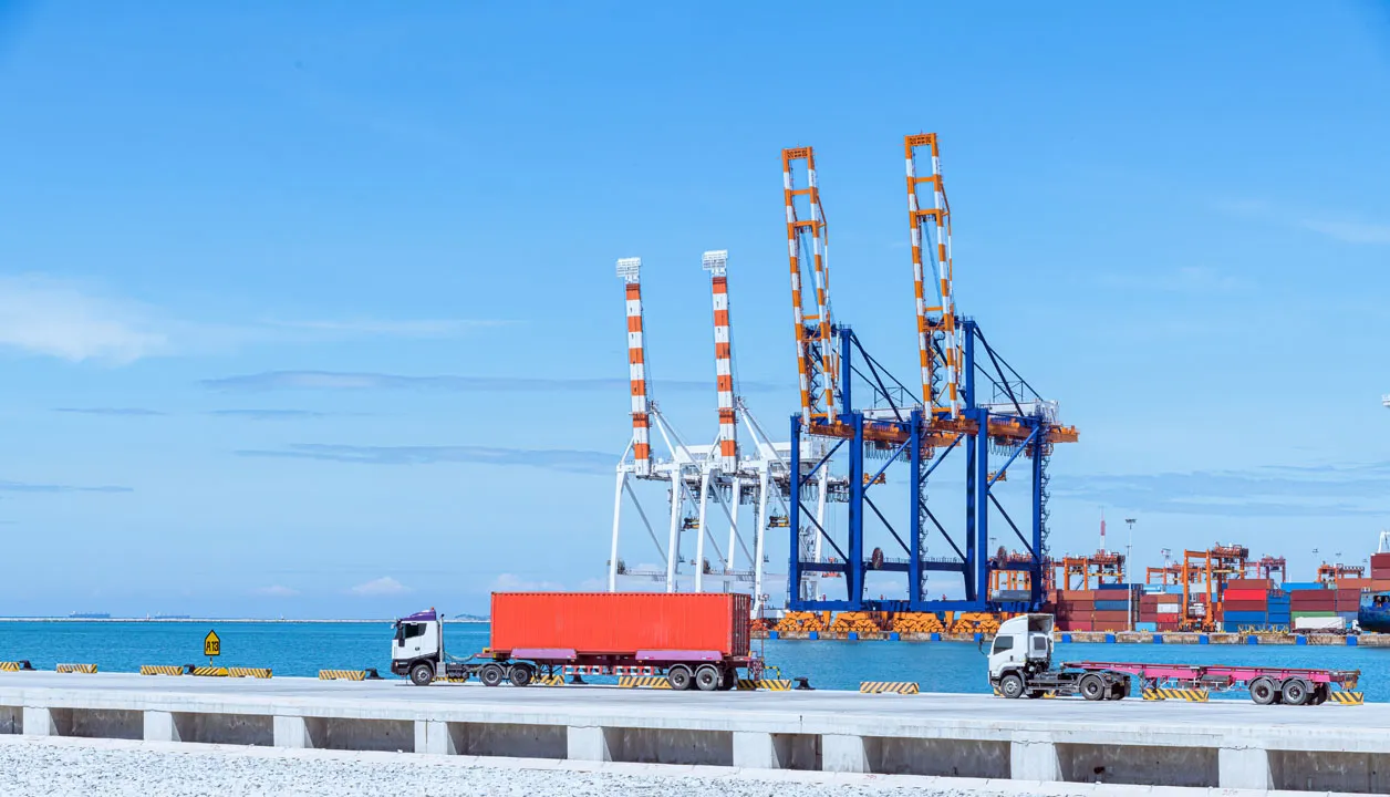 container shipping