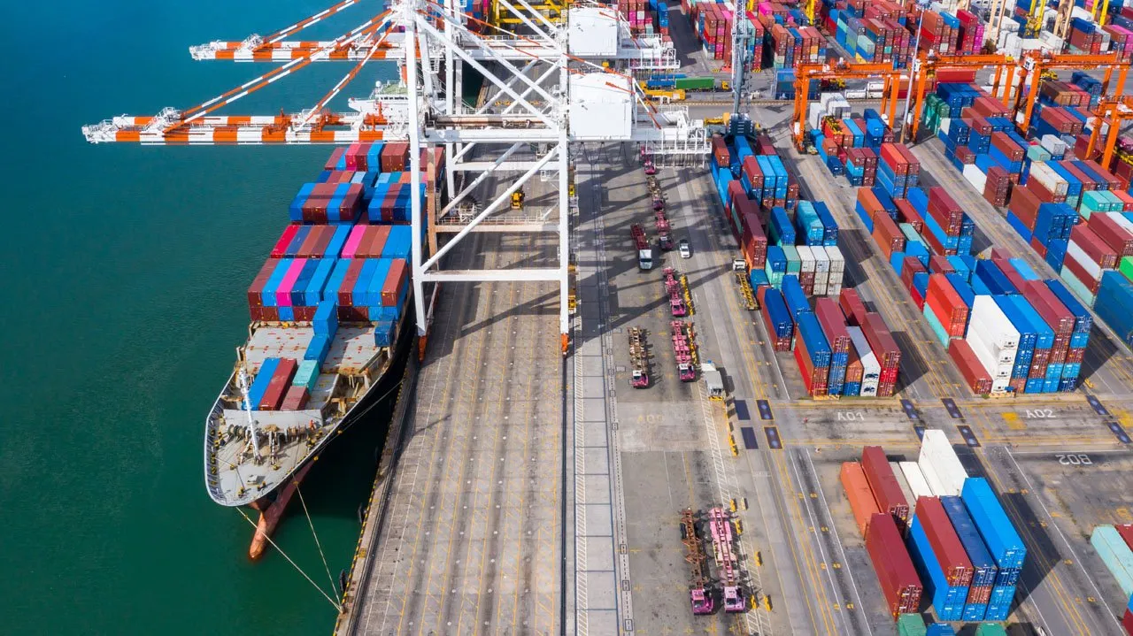 container shipping
