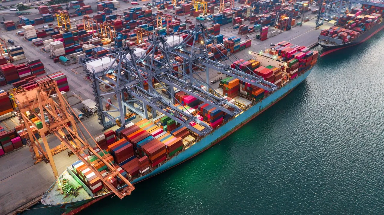 container shipping